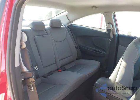 2013 Hyundai Elantra Gs z USA, uszkodzony, nr VIN KMHDH6AE4DU020558